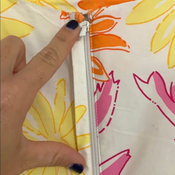 Lilly Pulitzer flower dress size 6 - Picture 3 of 4